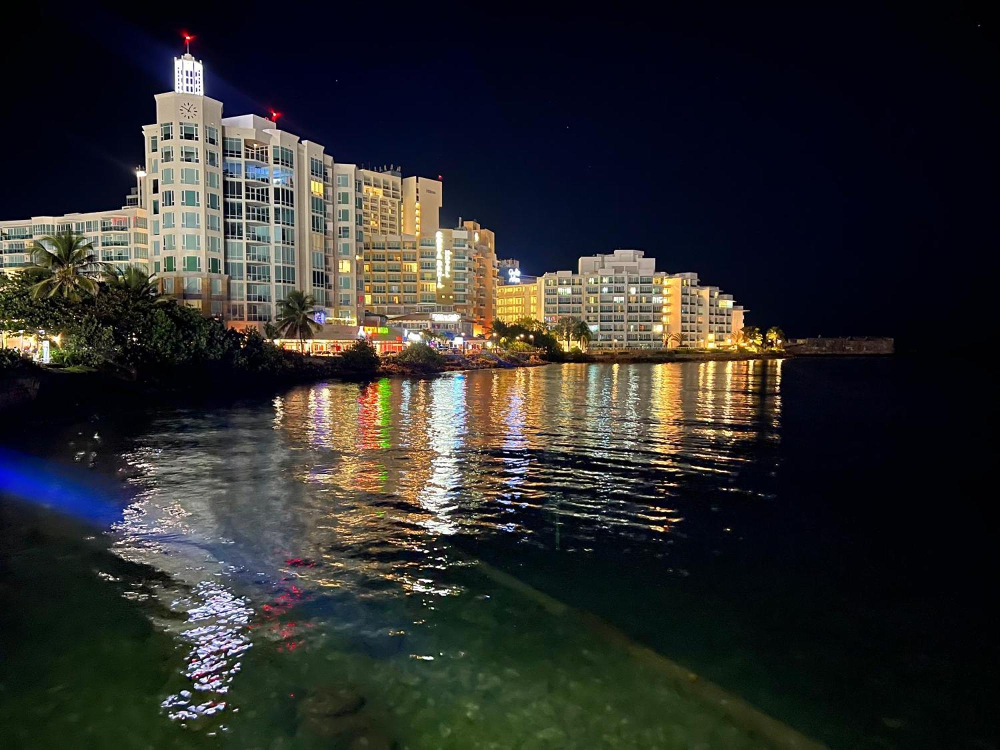 Condado Beachfront Tantra Apartment Сан-Хуан Экстерьер фото