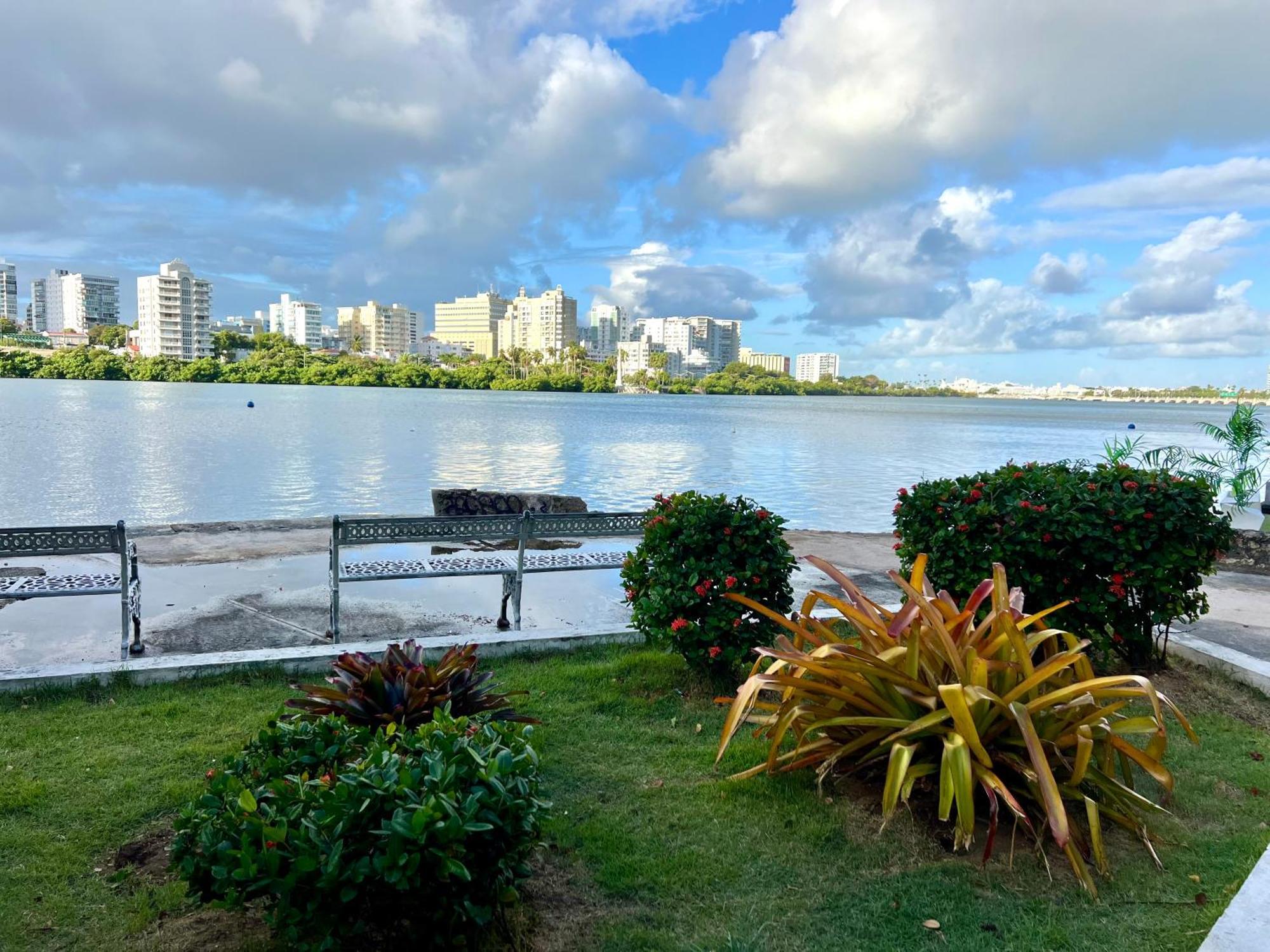 Condado Beachfront Tantra Apartment Сан-Хуан Экстерьер фото
