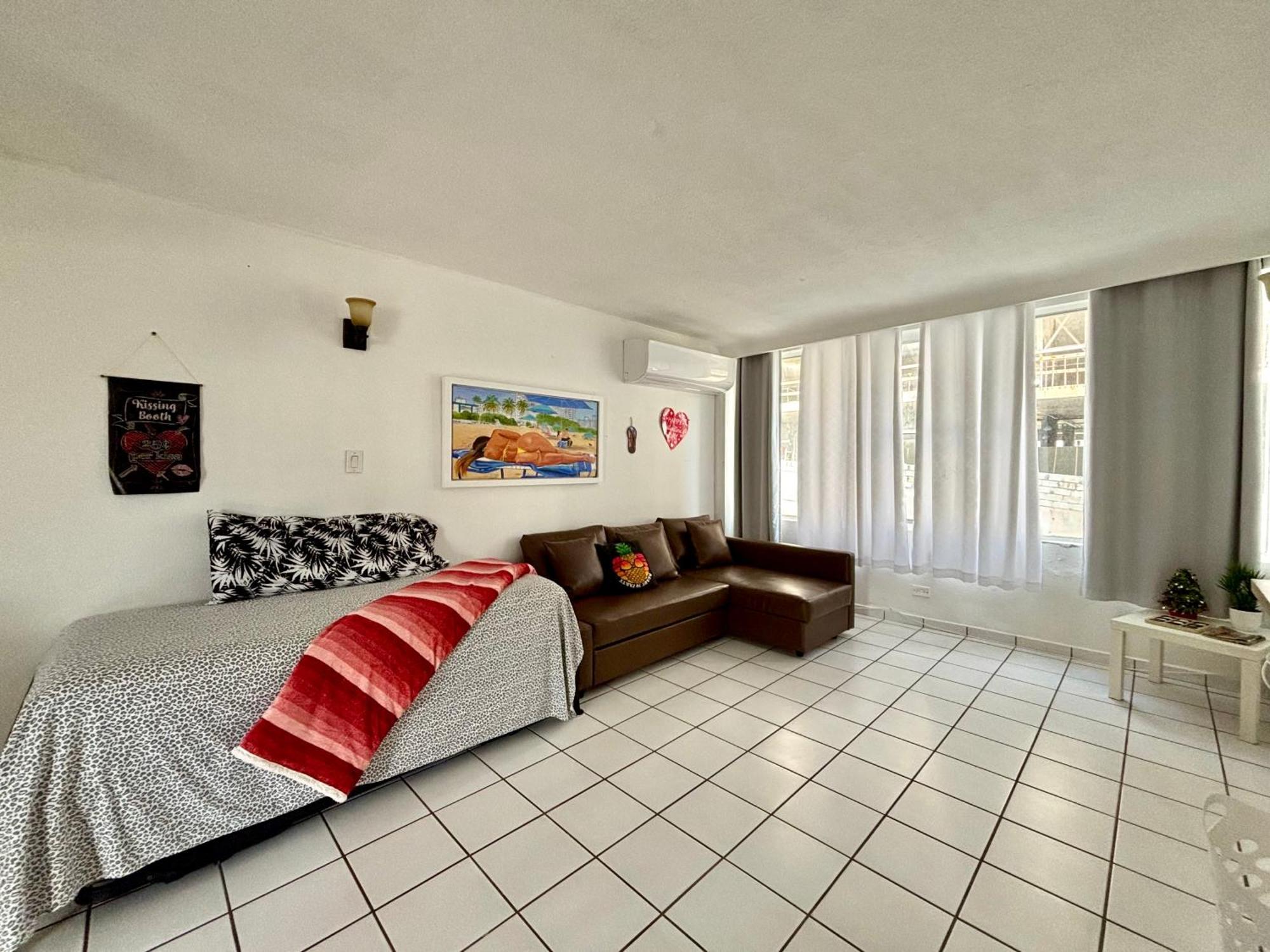 Condado Beachfront Tantra Apartment Сан-Хуан Экстерьер фото